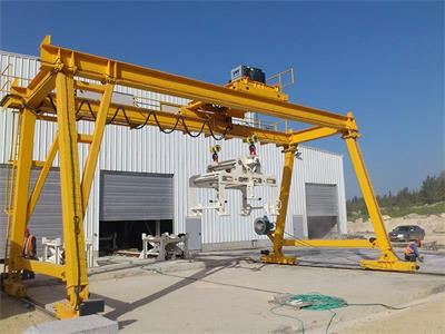 <a href=http://m.china-android.com/news_article.html?news_id=140>門式<a href=http://m.china-android.com>起重機(jī)</a></a>
